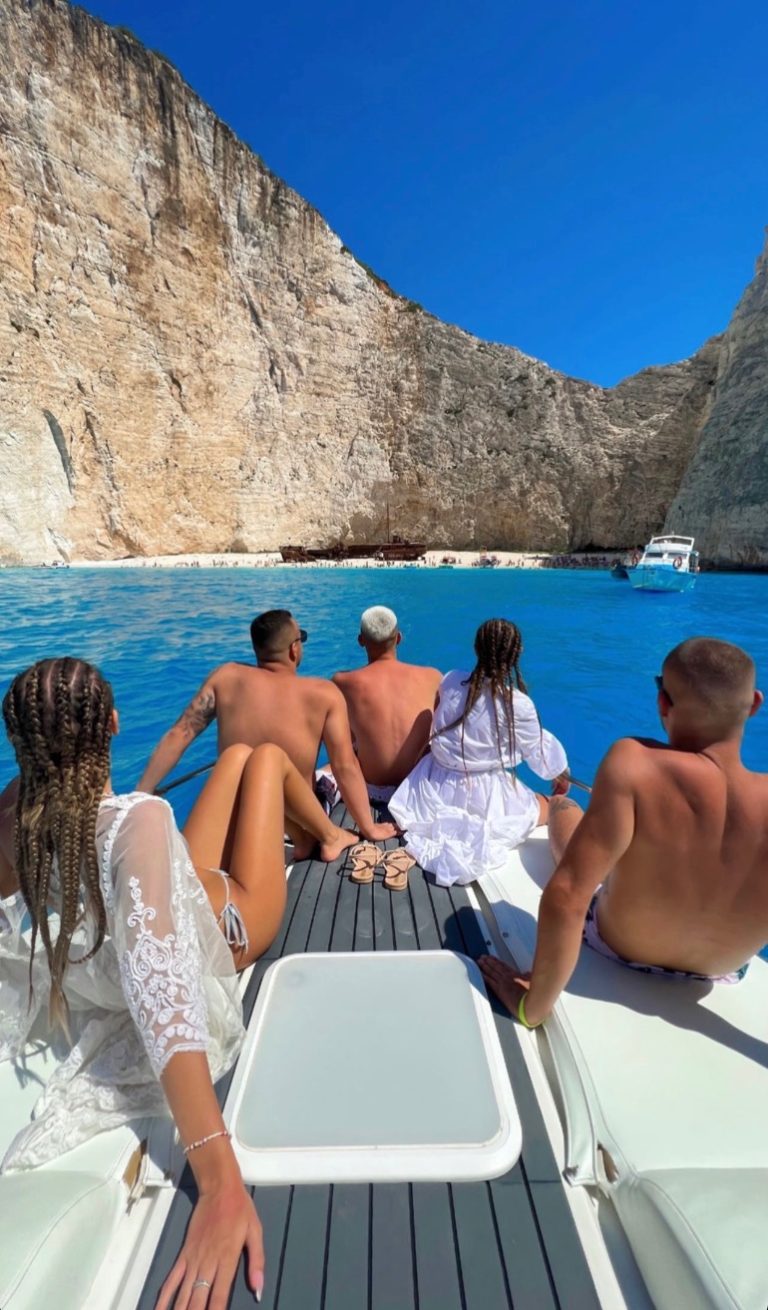 2A336536-F1A2-4503-A955-BBD8F302C9D8