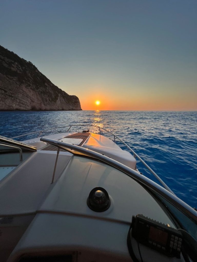 5E0E06DB-F90A-4931-AE37-82784325F611