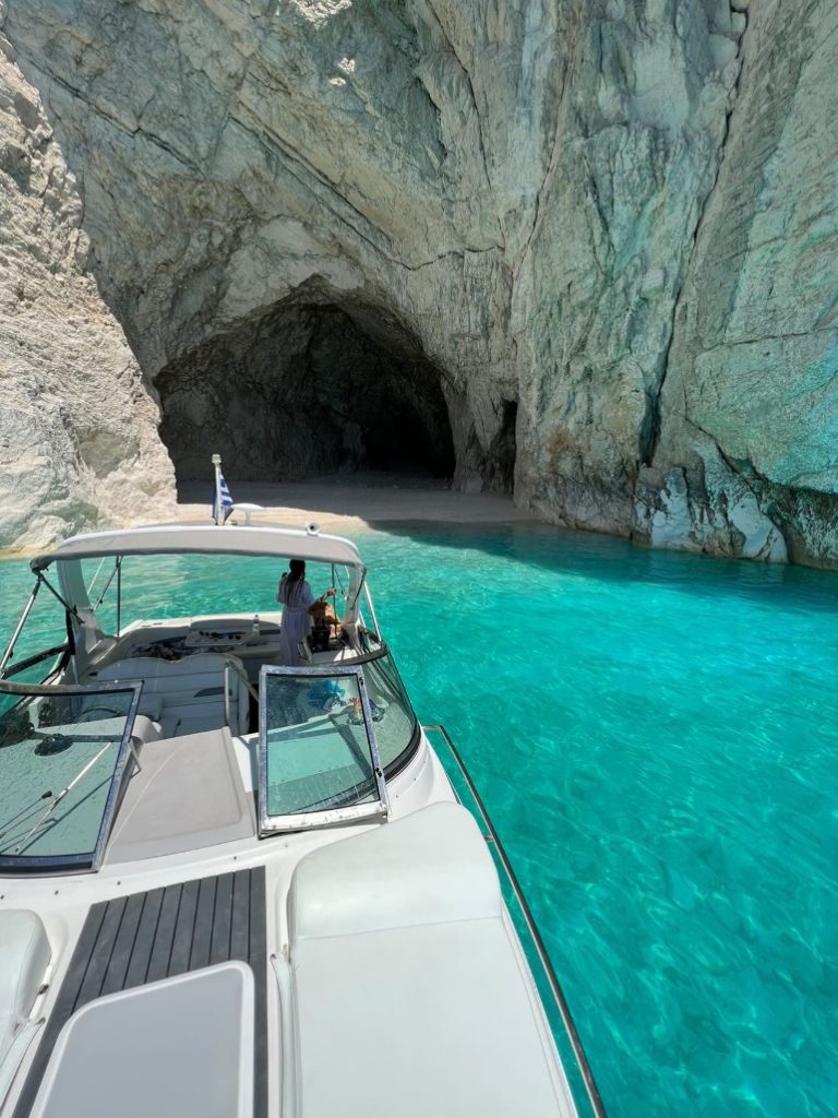 80F192AE-5526-44B8-A14D-A380F349C0E3