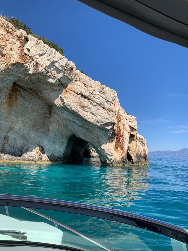 8B40EB08-07BF-49D2-A0CF-A7AA7A376001